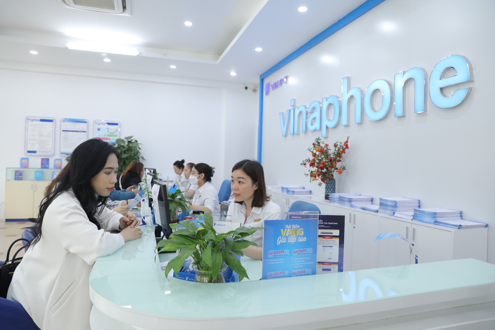 VinaPhone khuyến nghị khách hàng chuẩn hóa thông tin thuê bao trước giờ “G”, tránh bị gián đoạn liên lạc sau 31/3/2023